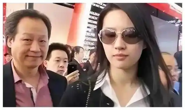 森林北章子怡,杨采钰刘亦菲,舒淇乐基儿,几人共用一张脸,都是莞莞类卿