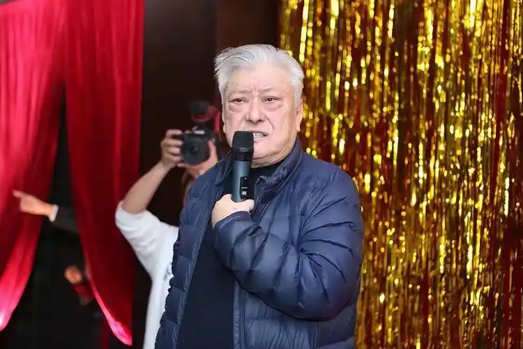 著名导演陈家林病逝享年79岁,代表作《康熙王朝》,是杨幂伯乐_手机