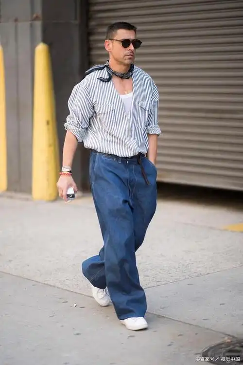 男生如何通过穿搭摆脱土气感,看起来更时尚?