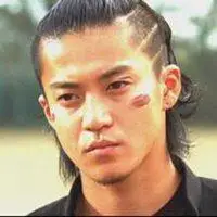 泷谷源治小栗旬头像 扎头发热血高校小栗旬头像_微信头像图片大全