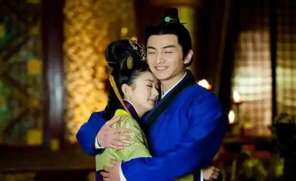 难怪娶了陈妍希,和赵丽颖分手背后的隐情,如今陈晓逐渐回归家庭