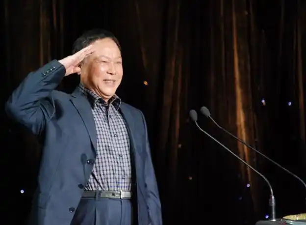 《英雄儿女》王成扮演者病逝 曝出当年160元工资 72岁遭影迷求爱_河南