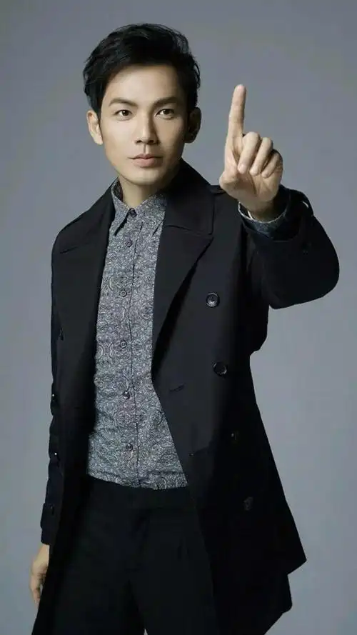 今日份钟汉良手机壁纸 你点的小哇哦