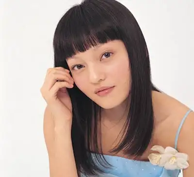 张韶涵一生的照片