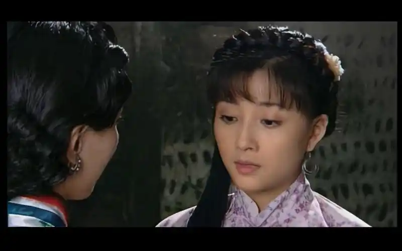 ai修复《围屋里的女人》1080p_片断样本