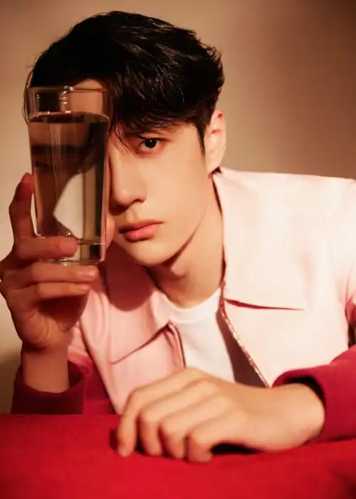 王一博新春梦幻大片