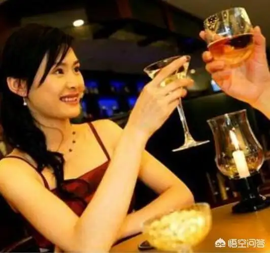 喜欢上了一个在ktv陪酒的女生应该怎么办