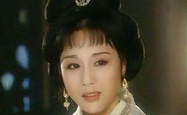 63岁容妃李建群去世影视圈再无如此美貌与才华兼备的女子了