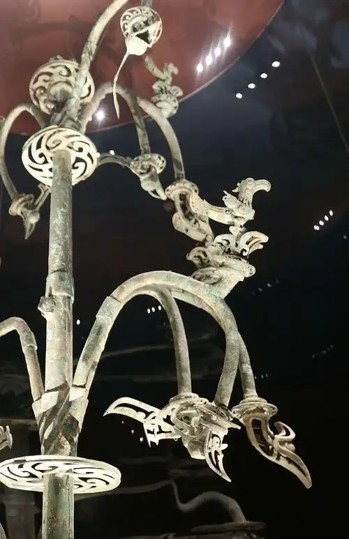 其它 中华文明瑰宝-三星堆主要文物观览 写美篇神树的下部悬着一条龙