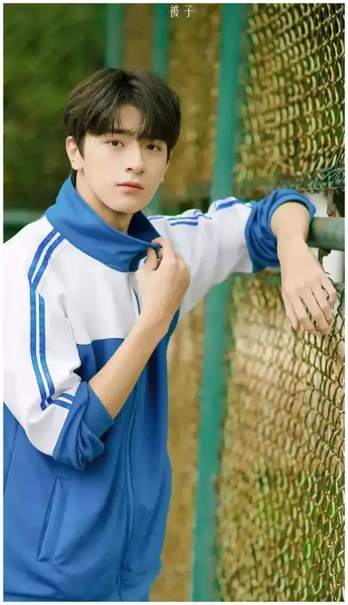 林一古装颜值被吐槽,从校园男神变成了表情包?__财经头条