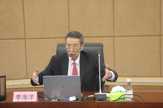 人大教授李海洋做客两江:从哲学中看平凡生活中的深沉智慧