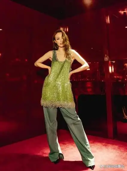 被封杀四个月后angelababy高调复出网友惊呼这脸太狠了