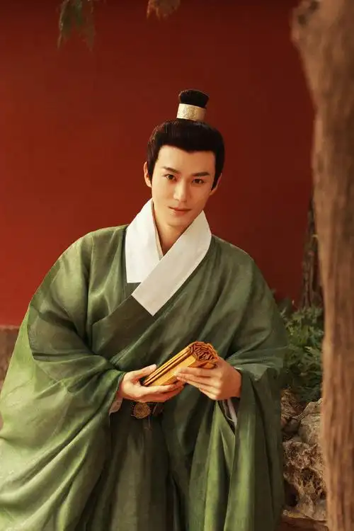 茅子俊一组古风造型写真,温文尔雅的公子