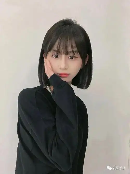 2020中短发最新发型女图片减龄(中短发图片女2021新款减龄) | 一恒网