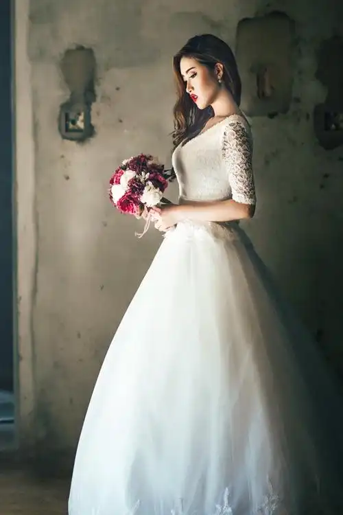 壁纸 长发女孩,新娘,白色的裙子,花 3840x2160 uhd 4k 高清壁纸, 图片