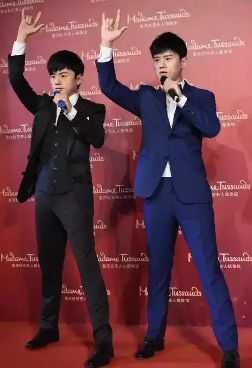 哪个蜡像馆有张杰(张杰蜡像比本人矮)(2)