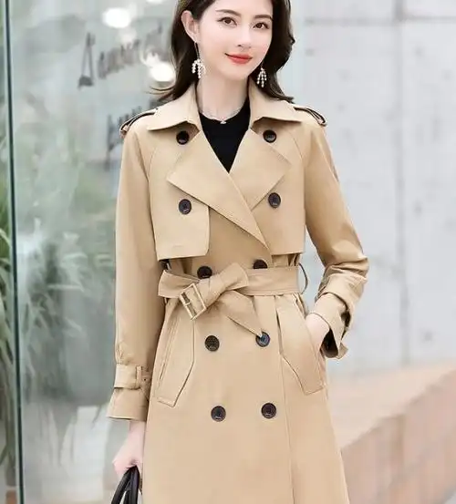 小个子秋选择时尚的风衣,让穿搭变得更简单,做个气质女生