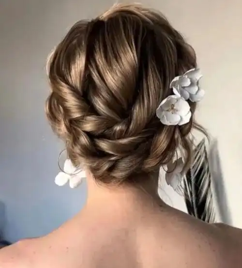 简单法式盘发发型 唯美大气自带高级感_盘发发型 - 美发站