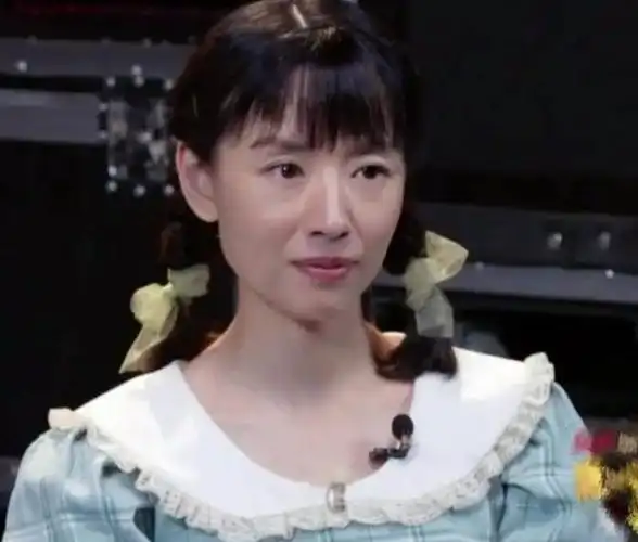 别以为扎个双马尾就是少女了10位中年女星扮嫩一个比一个辣目