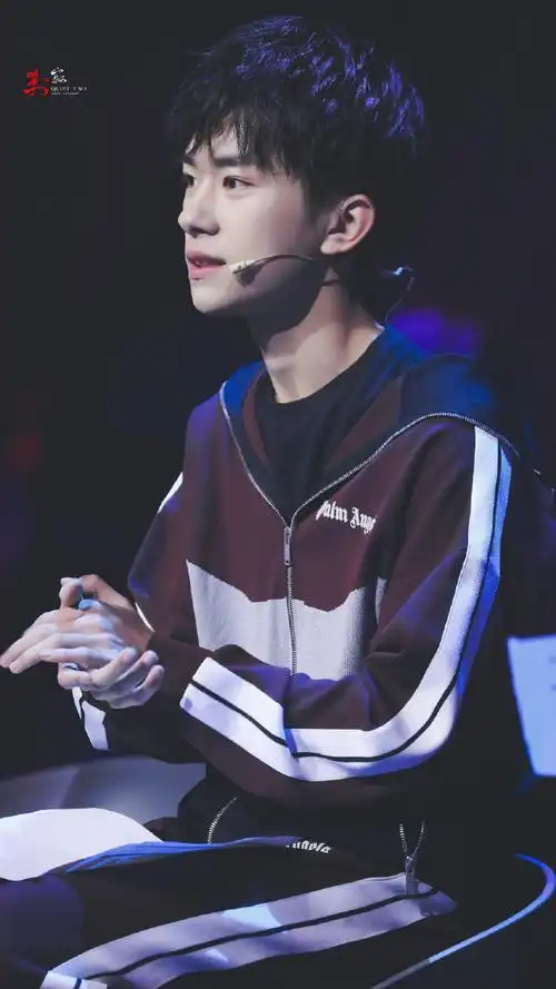 易烊千玺电影小小的我