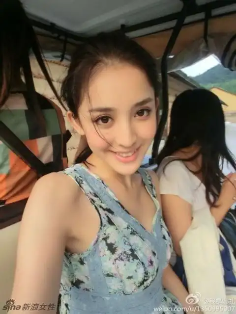 张翰女友古力娜扎惊艳私照颜值逆天迷倒塘主