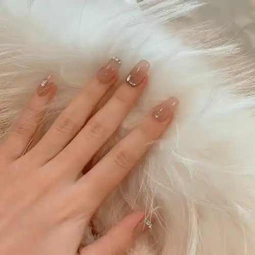 清凉显手白,短甲也能做!_款式_指甲_手指头