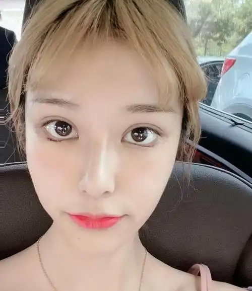 什么样的女生"眼睑下至"更好看?主要看这几点,有变漂亮的潜质