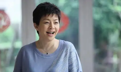 宋丹丹年轻时有多美天使面孔魔鬼身材怪不得会说杨紫不好看