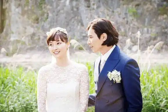 元斌和李娜英婚礼据说了用了110万…….