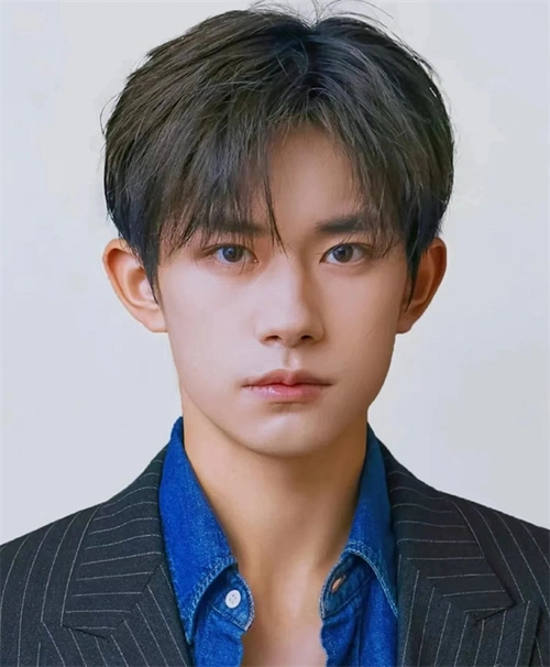 最新男生短发推荐 帅气韩式微分发型_男士短发 - 美发站