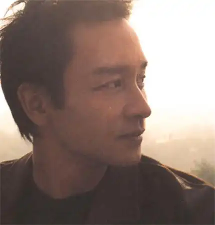 【图】张国荣超清图片欣赏 哥哥无法用帅来形容