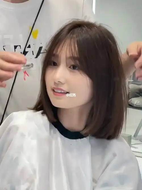 7815方圆脸 大脸女生一定要尝试的初恋发型!