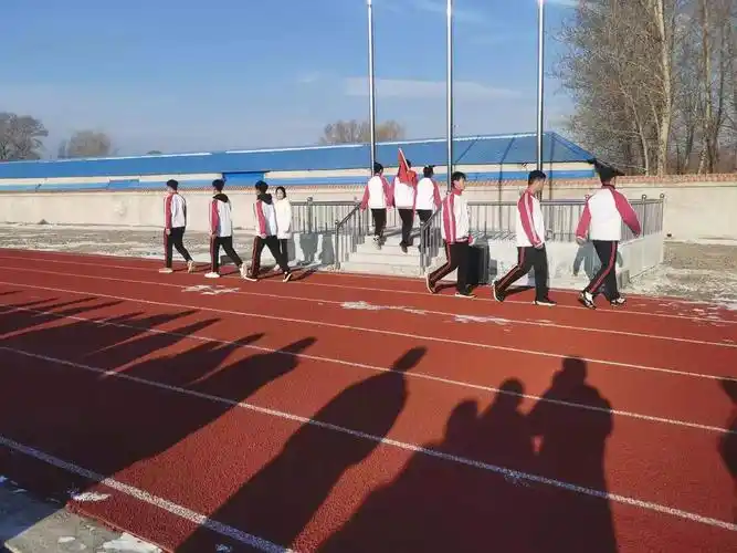 兴安盟实验中学第十六周升旗仪式