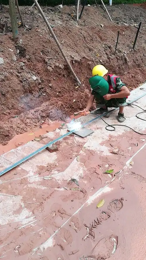 3,防雷接地扁铁焊接