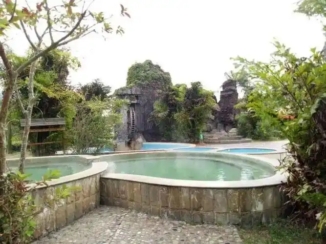 30 个温泉池任泡!_澄海市_莲花山_旅游