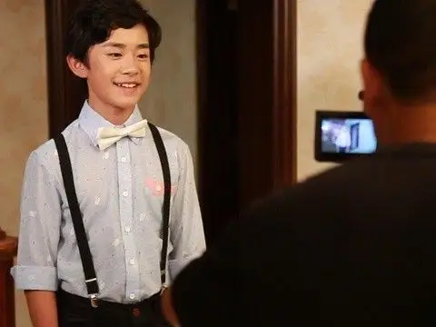 《高科技少女喵》花絮 易烊千玺拍戏片段3