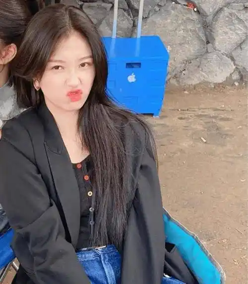 虞书欣_榜单_刘雨昕