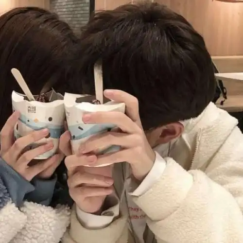 双人情侣头像超甜一对爱你抵不过你喜欢