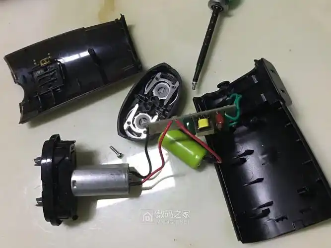 拆飞科fs862电动剃须刀