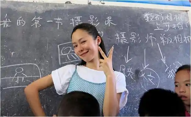 江一燕从小展露舞蹈天赋支教十年被质疑如今为幸福而活