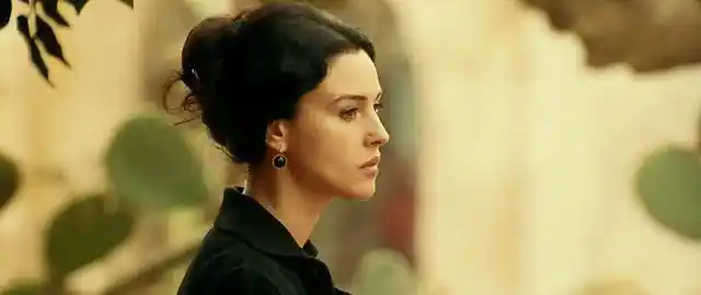 被打上情色标签的西西里的美丽传说将人性黑暗展现得淋漓尽致