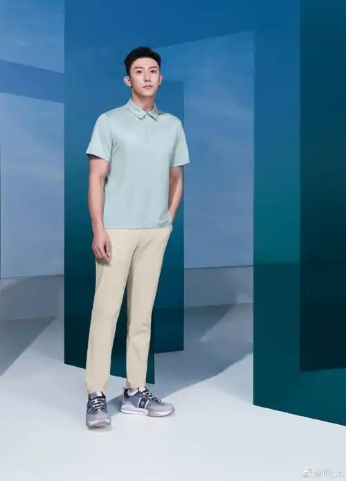 fila时尚运动代言人黄景瑜##fila blue