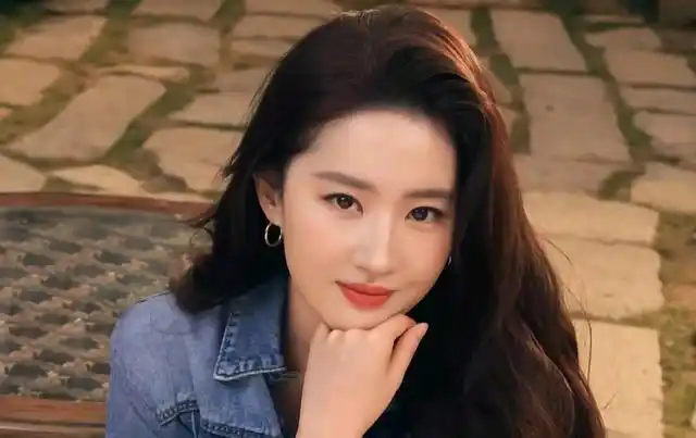 刘亦菲的演技怎么样?是不是靠颜值赢得了观众的喜爱呢?