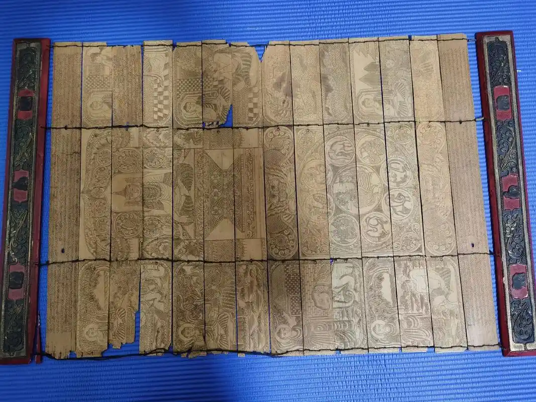 老物件 #藏品 #藏传 #古籍 #贝叶经画 - 抖音