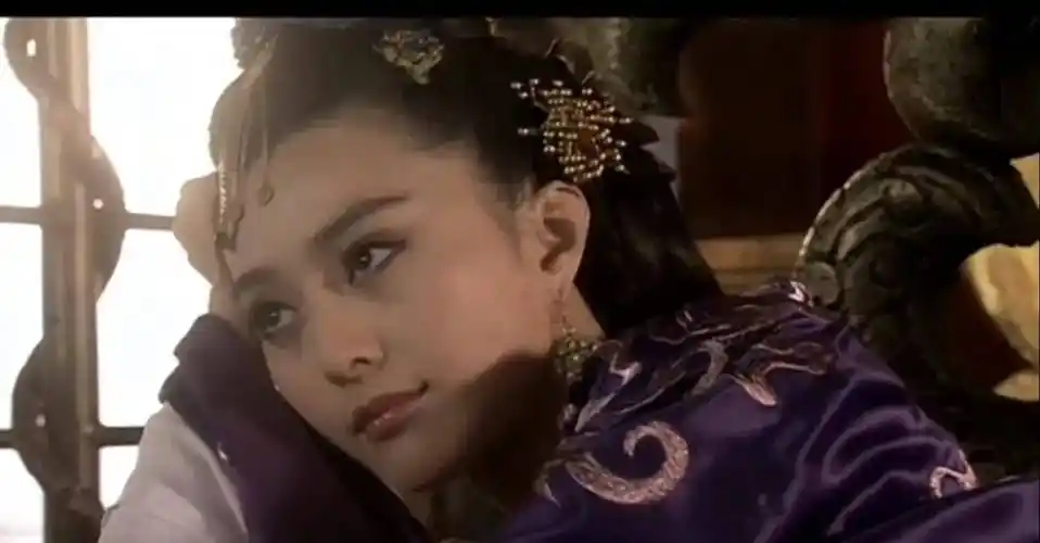 《封神英雄榜2》李依晓:最辣眼的妲己2016版《封神传奇》范冰冰:最