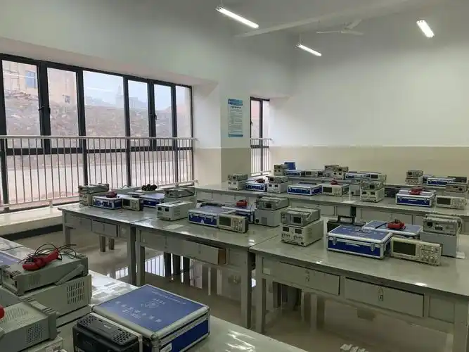 电子电路实验室简介