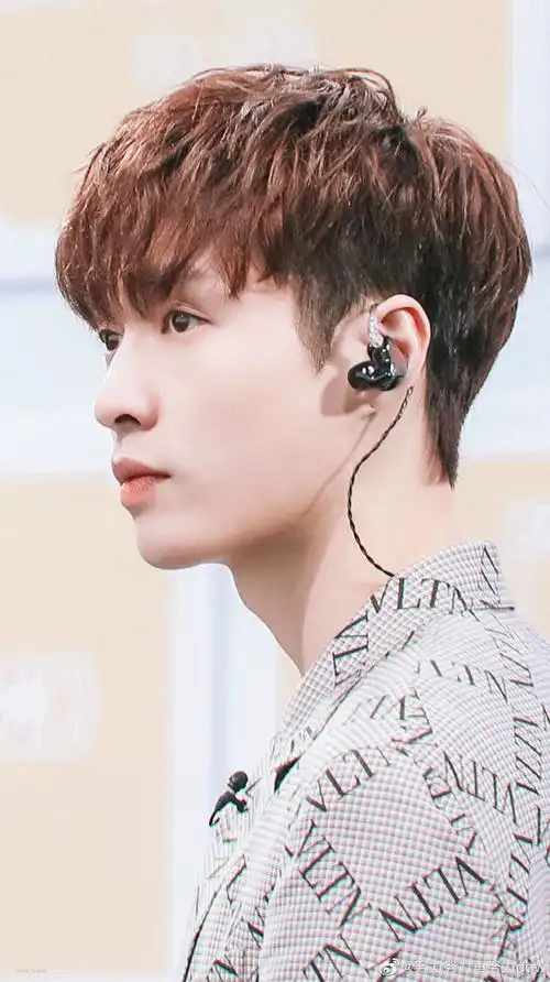 如何评价张艺兴的侧颜? - 知乎