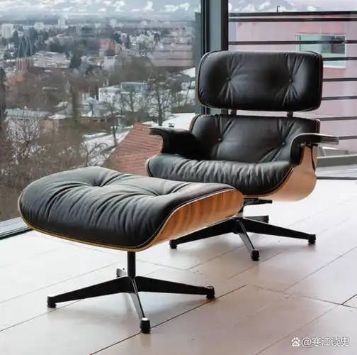 回来后每次同学聚会喝酒都吹:6万的伊姆斯躺椅真舒服,就像躺在云彩里