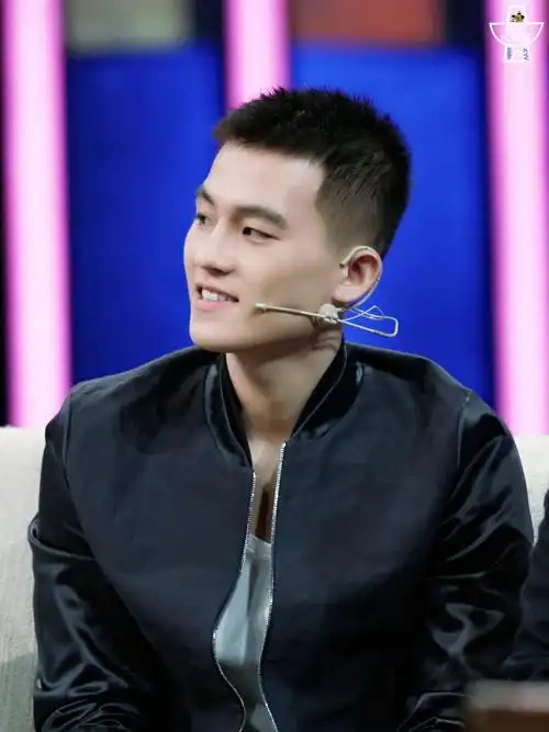 欧豪2015.3.17电影左耳剧组录制非常静距离