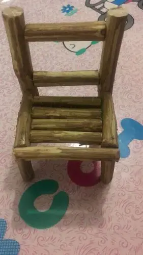 小板凳做得还真像样